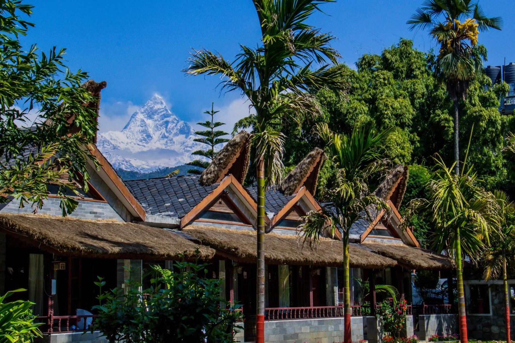 Lake View Resort Pokhara Ngoại thất bức ảnh