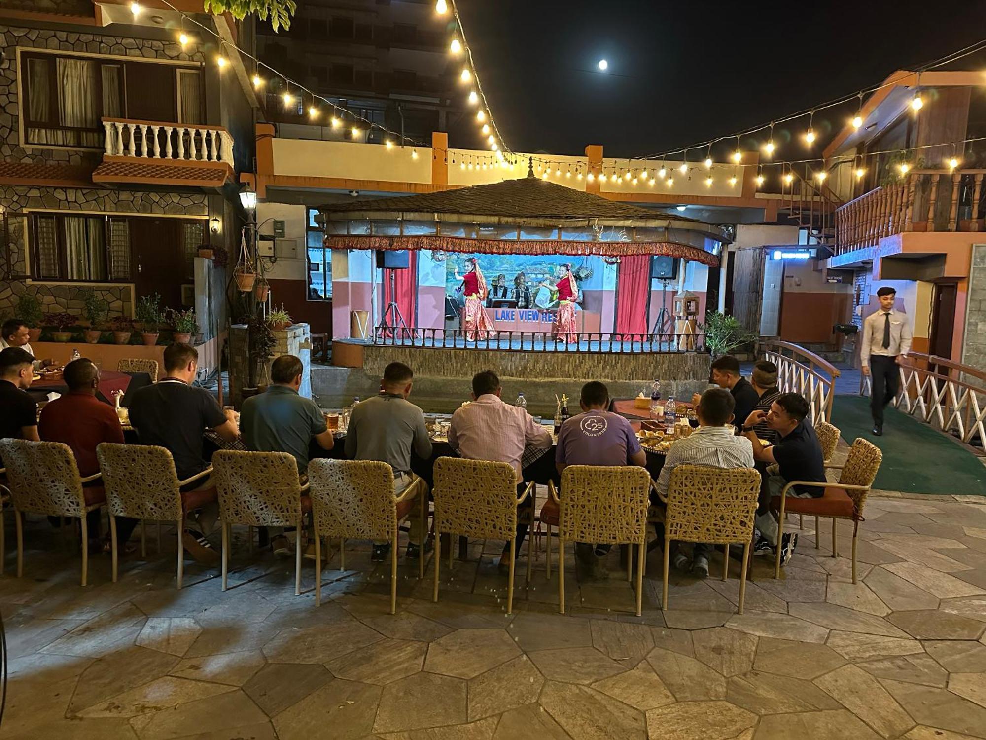 Lake View Resort Pokhara Ngoại thất bức ảnh