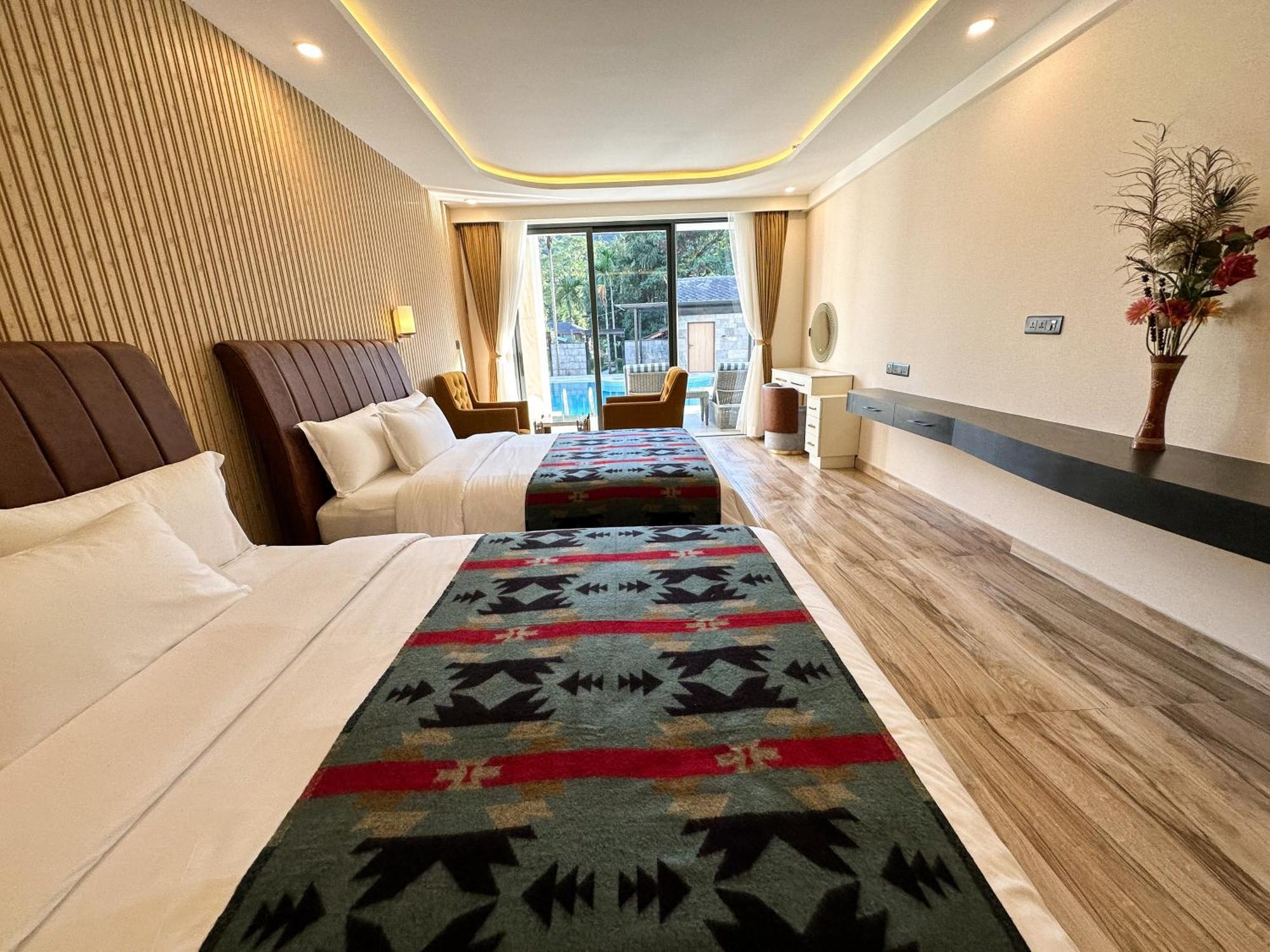 Lake View Resort Pokhara Ngoại thất bức ảnh