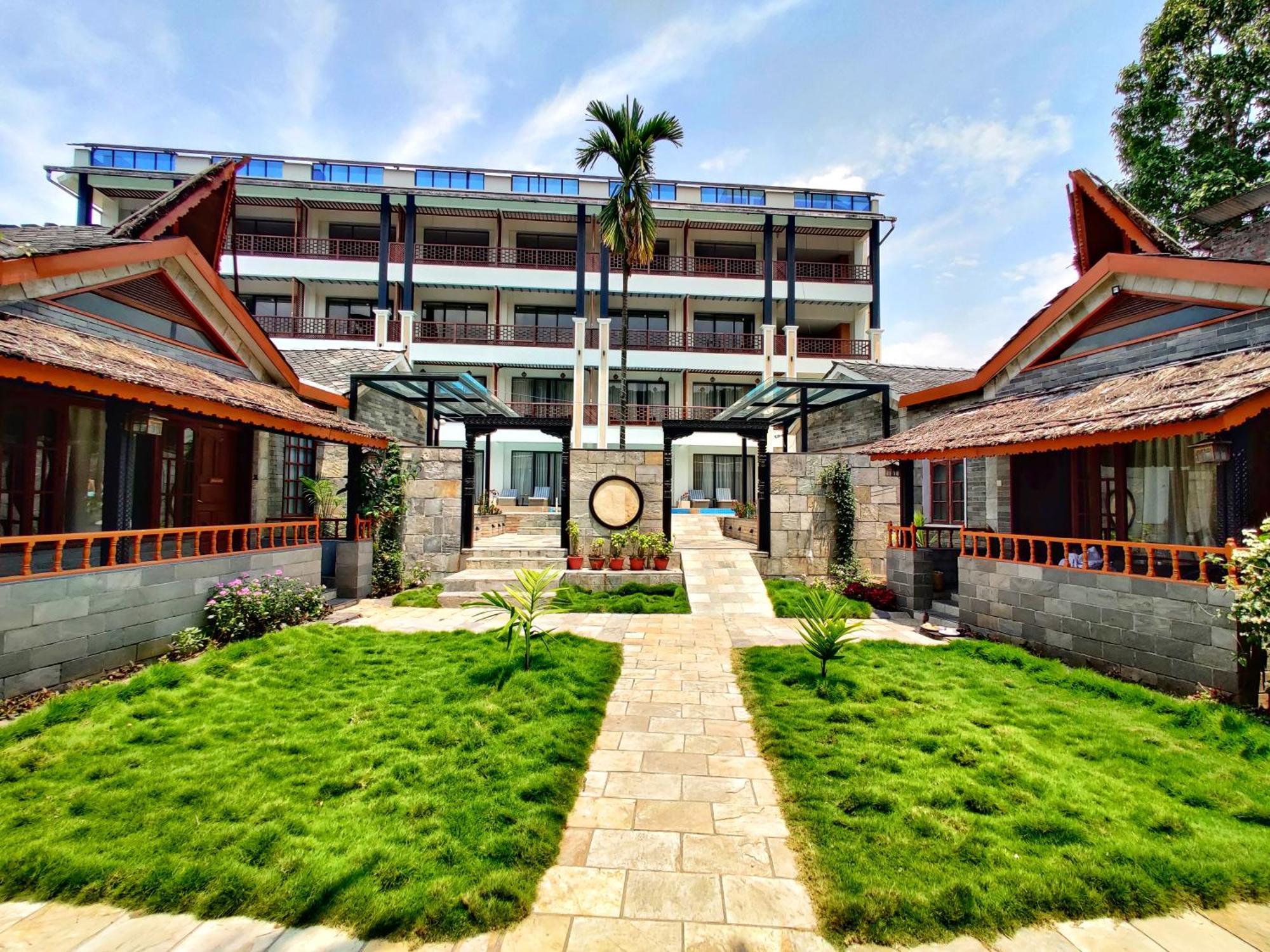 Lake View Resort Pokhara Ngoại thất bức ảnh