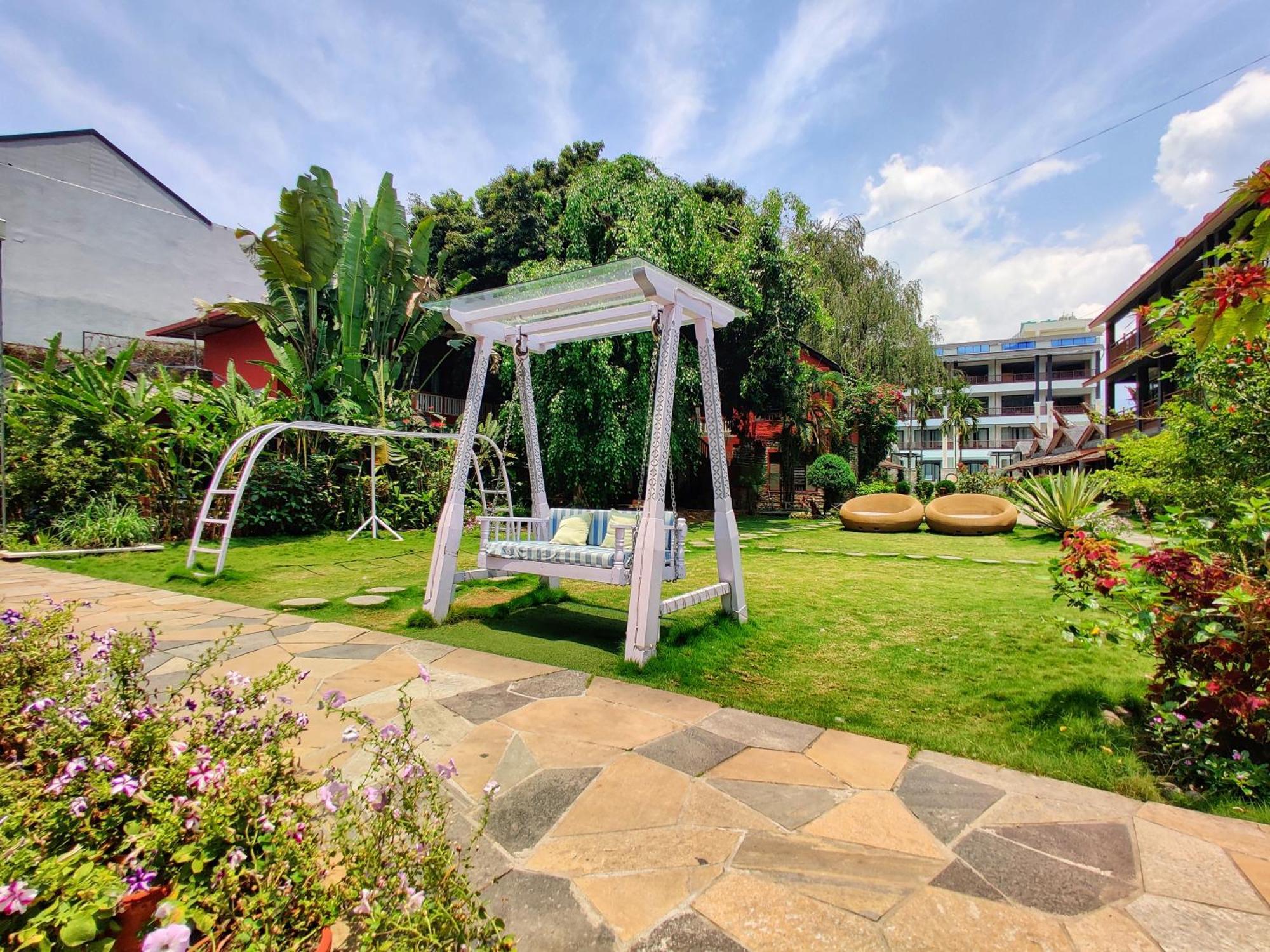 Lake View Resort Pokhara Ngoại thất bức ảnh