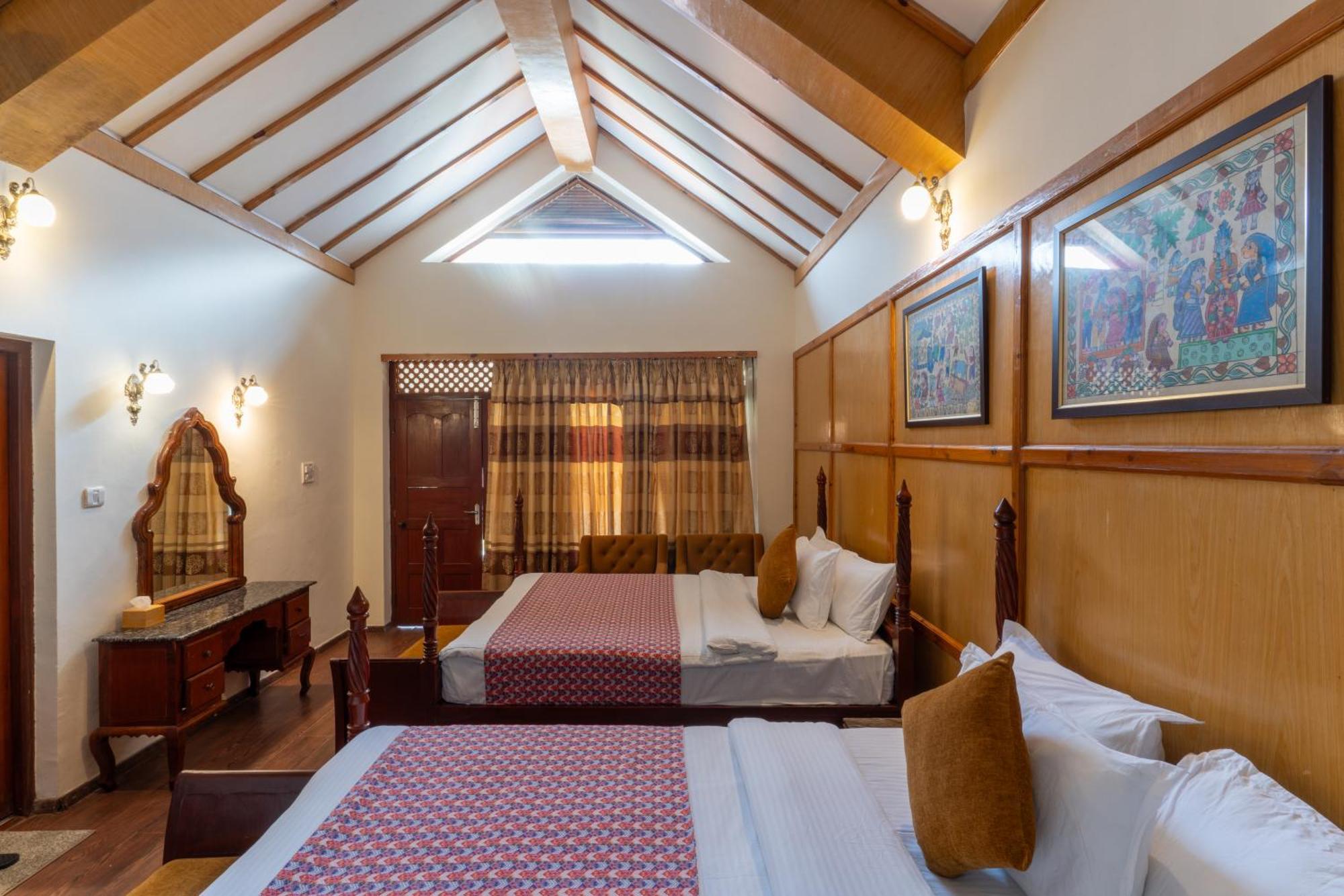 Lake View Resort Pokhara Ngoại thất bức ảnh